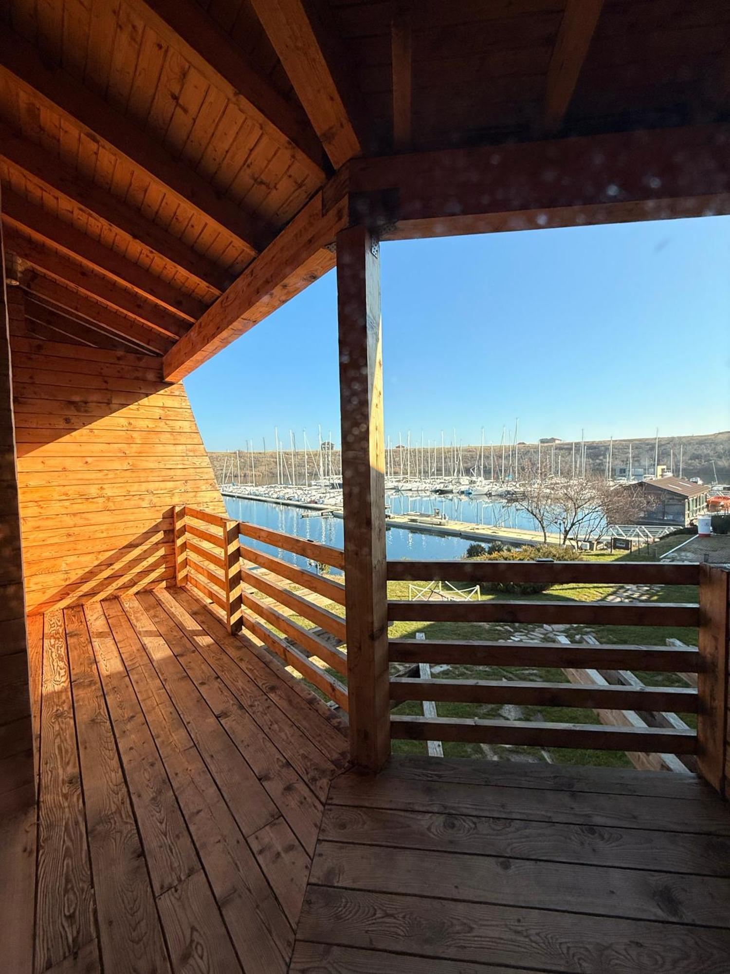 Hotel LifeHarbour Limanu Extérieur photo